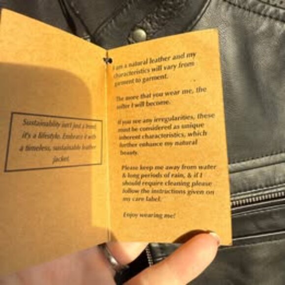 NEW Leather MOTO Jacket - Super Cute! - Picture 8 of 16